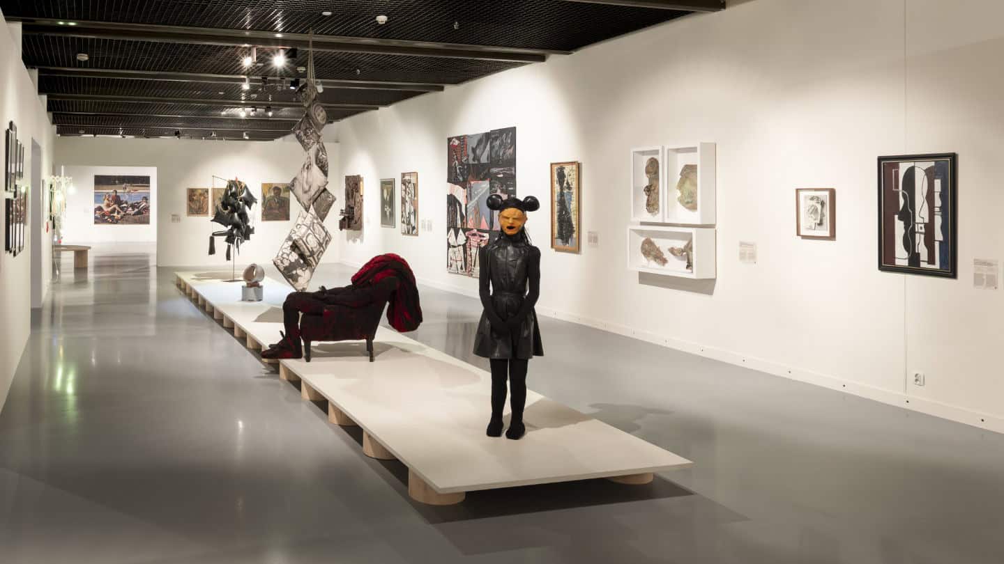 Exhibition view of Ways of Seeing. Collection of Muzeum Sztuki in Łódź, October 2025 (Photo: Anna Zagrodzka. Archive of Muzeum Sztuki, Łódź).